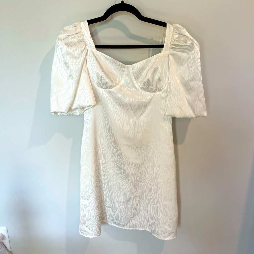 Lady Pipa White Satin Leopard Print Dress